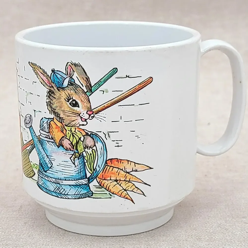 Vintage Oneida Ware Peter Rabbit Children Melmac Plastic Melamine Cup 1970’s